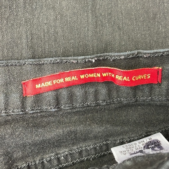 NYDJ Jeans, Tummy Tuck Jeans, Black High Rise, size 30 - Picture 3 of 11